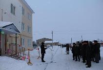 В Мишкинском районе прошло заселение сданного в эксплуатацию нового трёхэтажного жилого дома